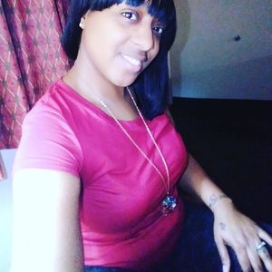 Meet your Posher, Tia